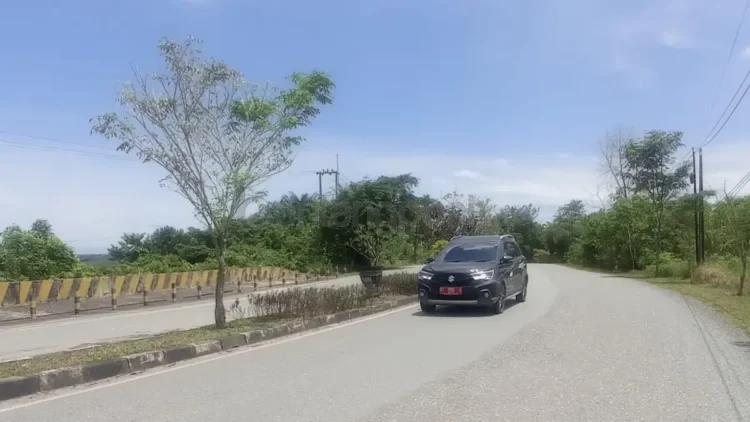 Tiga ruas jalan di Bontang Lestari saat ini menjadi ranah Pemprov Kaltim terkait dengan perbaikan akses tersebut. (ADIEL KUNDHARA/KP)