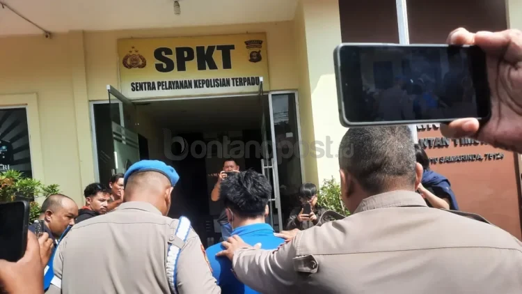 TS saat diamankan di Polsek Samarinda Ulu