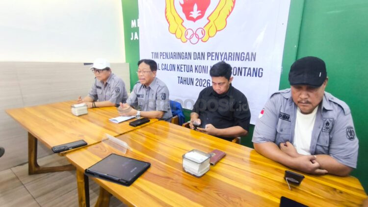 KONI Bontang menggelar konferensi pers terkait tahapan penjaringan bakal calon ketua. (Dwi Kurniawan Nugroho/Bontang Post)