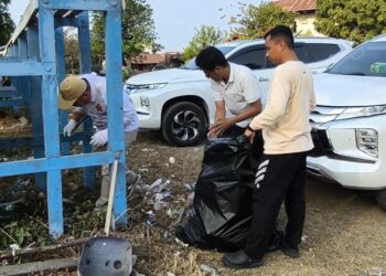 Gerindra Bontang Turun Bersihkan Sampah di Kampung Baru, Agus Haris: Dilakukan Tiap Bulan