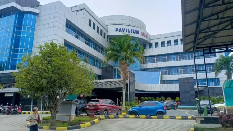 Gedung RSUD Abdoel Wahab Sjahranie Samarinda lokasi pelayanan medis masyarakat. (KALTIM POST)